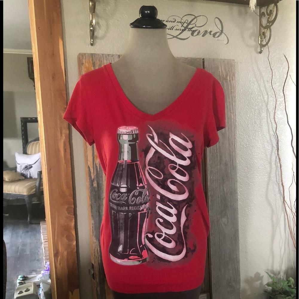 Graphic Tee - Picture 4 of 4